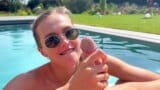 Büyük Memeli Olgun Claudia Valentine Genç Erkek Arkadaşı Tarafından Deliniyor